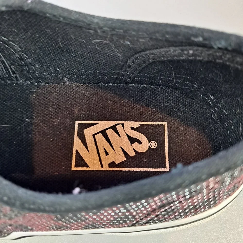 Girl's Vans Off the Wall Sneakers Size 1 - Picture 7 of 9